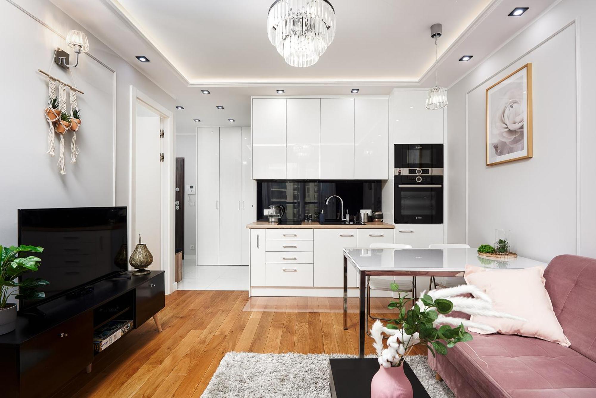 Lumina Apartment With Parking Near Muzeum Powstania Warsaw Exterior photo